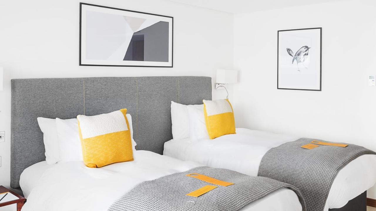 Voco Reading Hotel Buitenkant foto