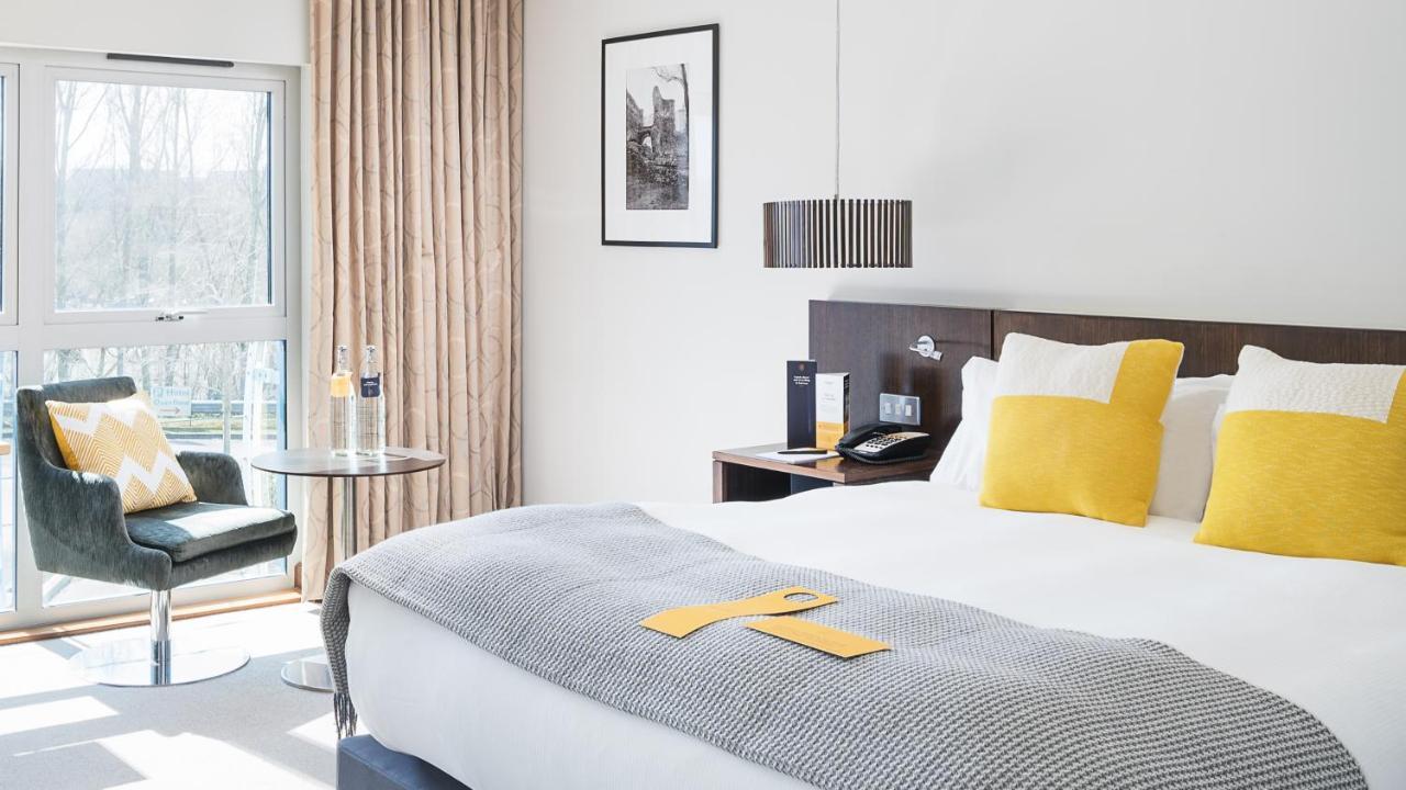 Voco Reading Hotel Buitenkant foto